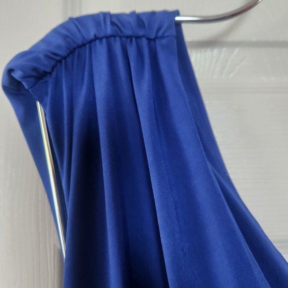 EXPRESS V Neck Body Contour Bodysuit - Picture 9 of 9